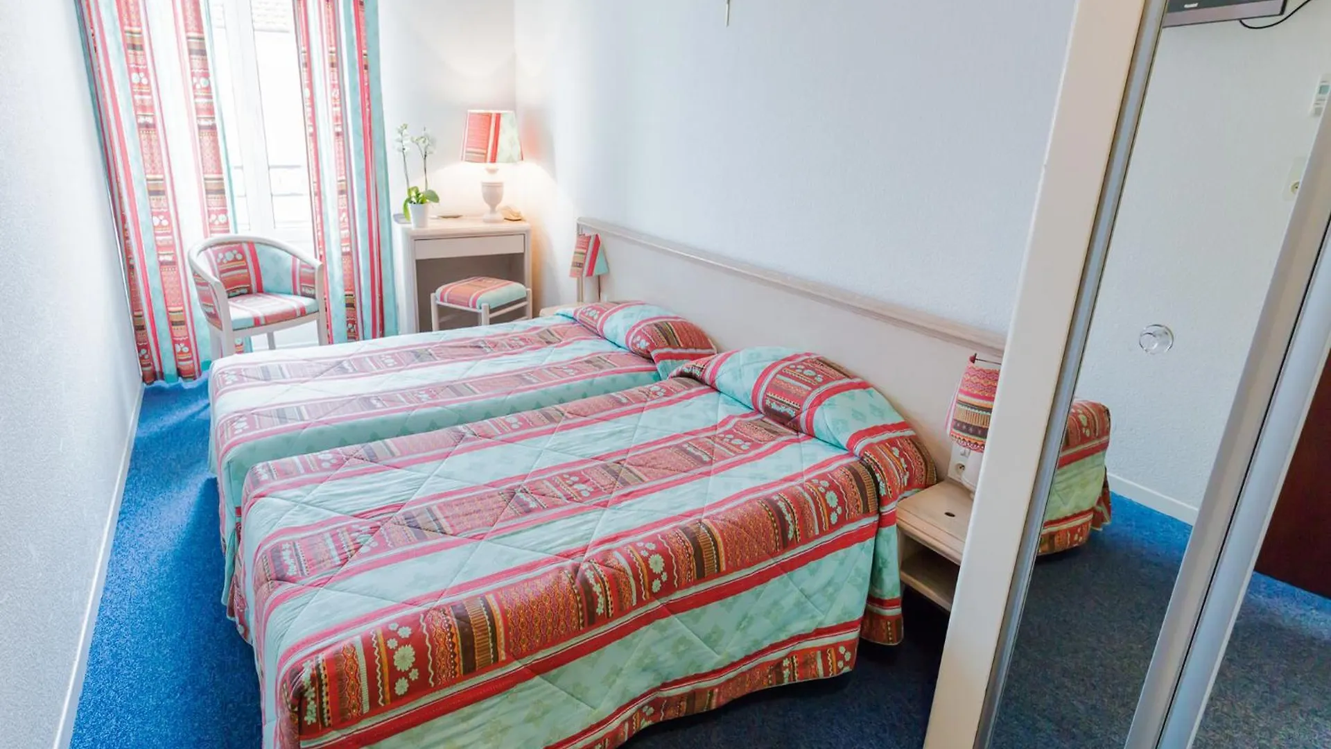 Hotel Irlande Lourdes 3*,  France